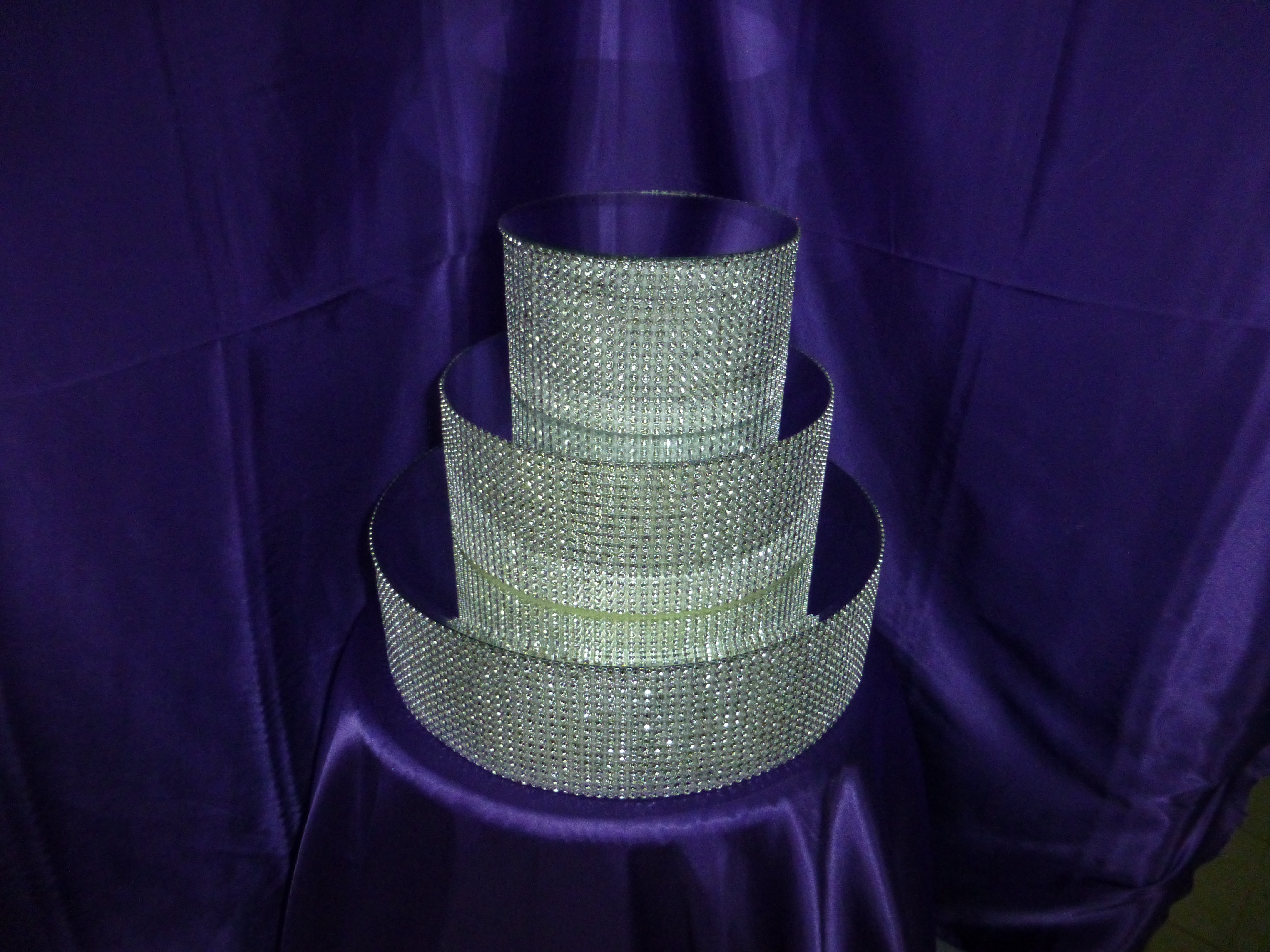 Round Rhinestone Stand Rental