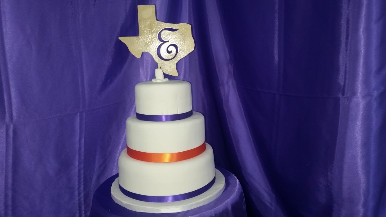 Texas Wedding Cake