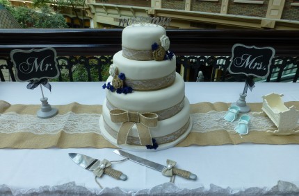 Western Wedding Cake