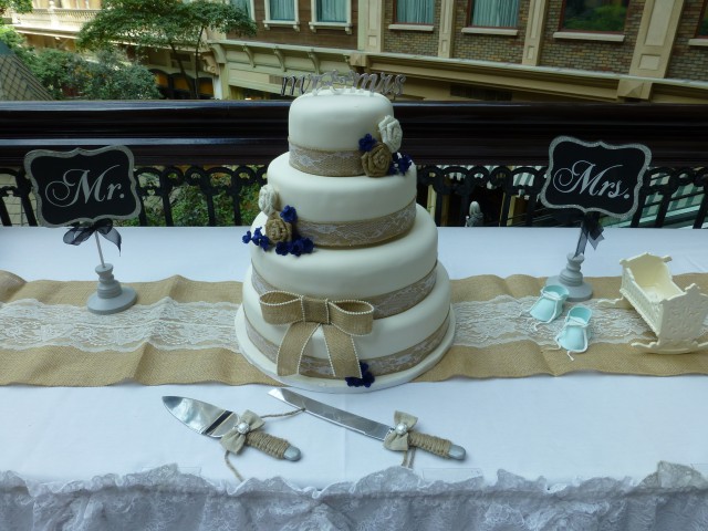 Western Wedding Cake